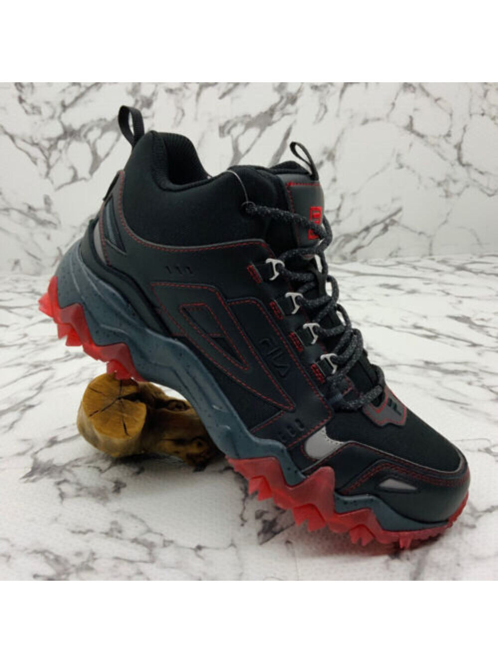 Men's Fila Oakmont Tr Mid Black | Grey | Red Sneakers NWT